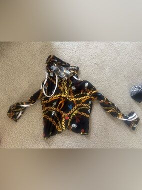 Black Chain-Print crop top size s